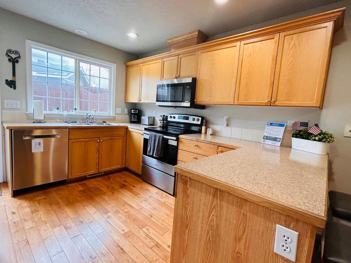 The Getaway Boise: Riverside Condo near Greenbelt & Bown Crossing Exterior photo